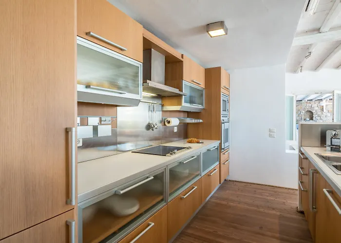 Villa Beachfront House 50m From The Panormos (Mykonos)